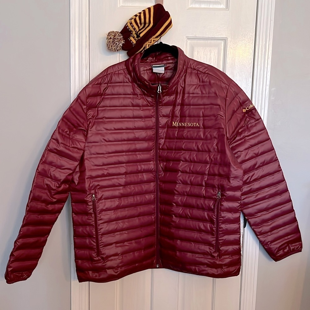 Columbia Minnesota Gophers puffer and hat EUC